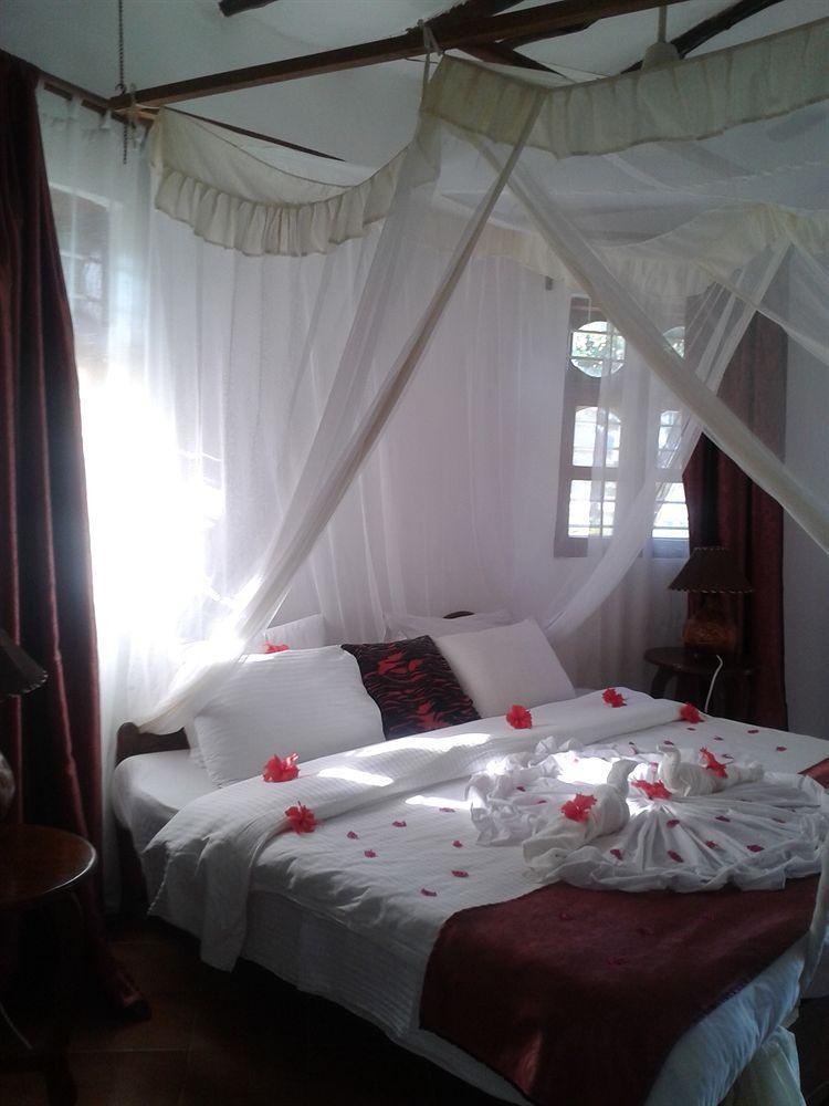 Maars Resort Zanzibar Exterior photo