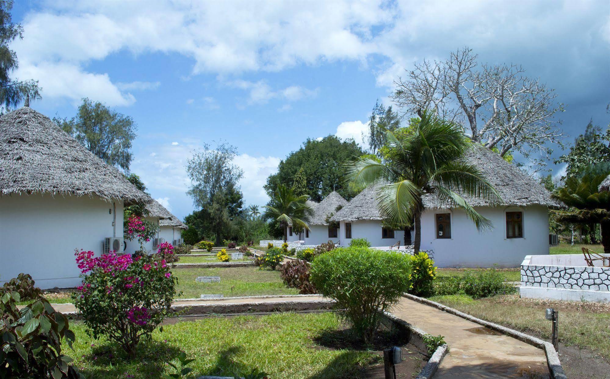 Maars Resort Zanzibar Exterior photo