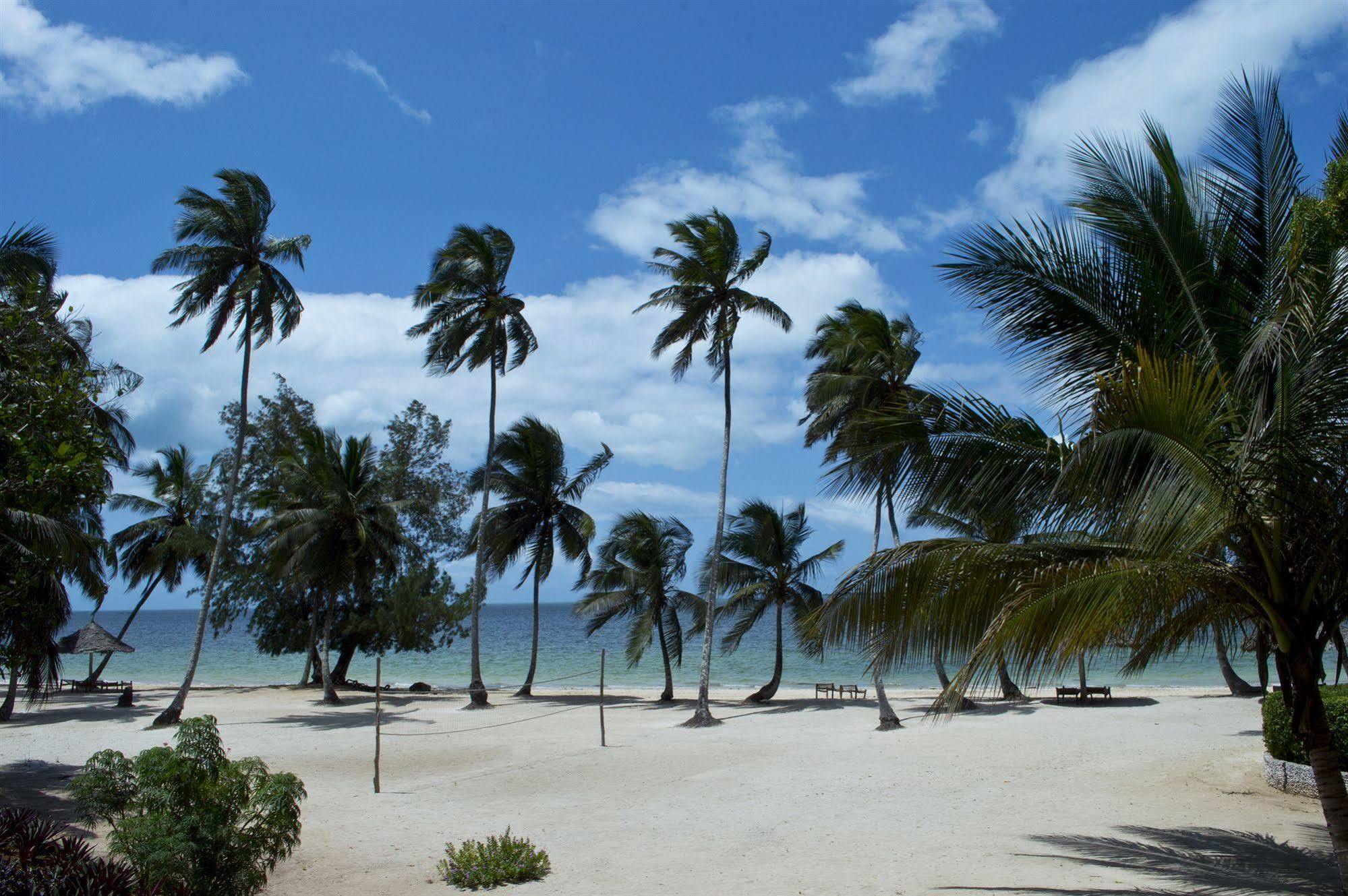 Maars Resort Zanzibar Exterior photo