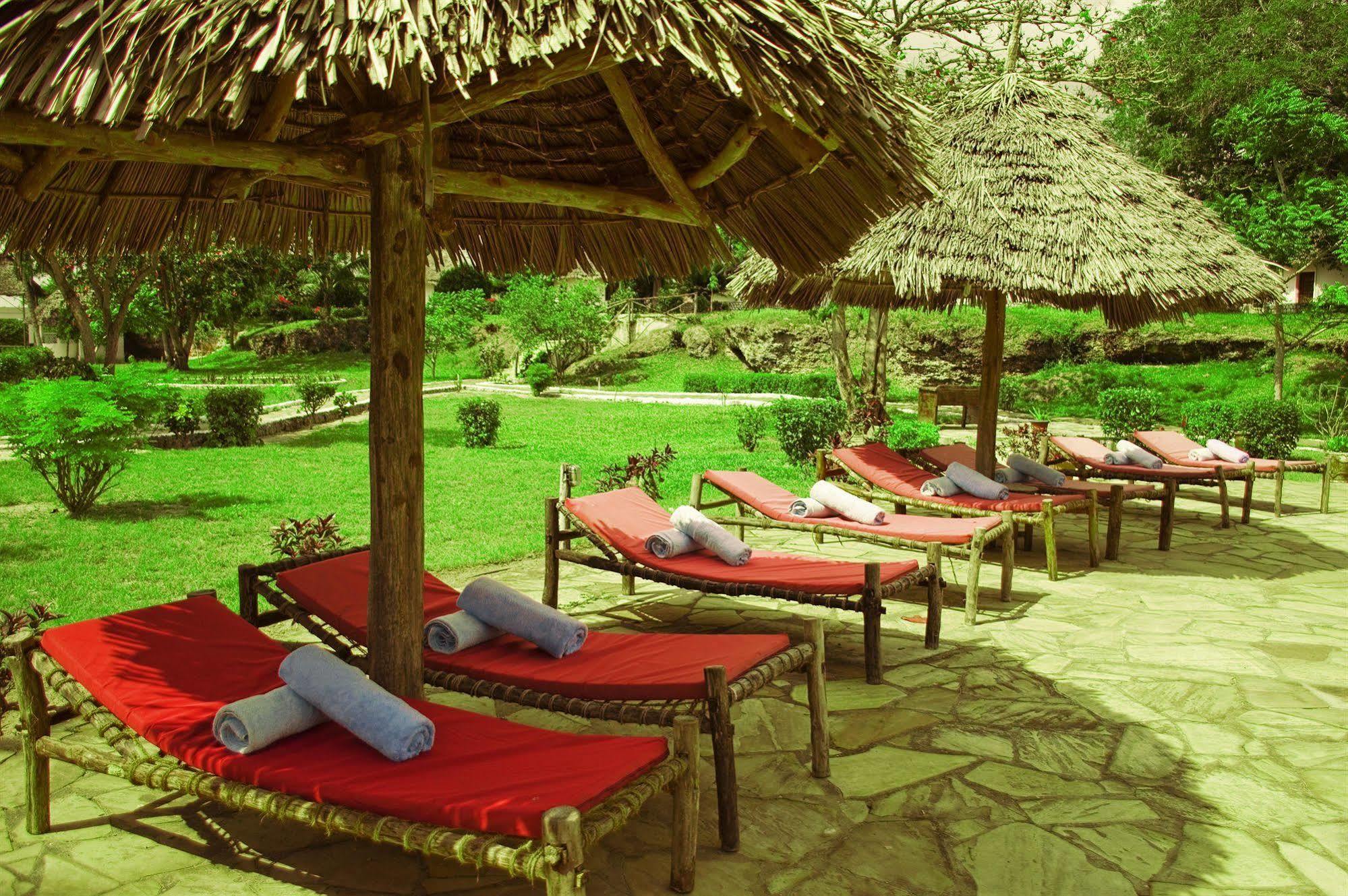 Maars Resort Zanzibar Exterior photo