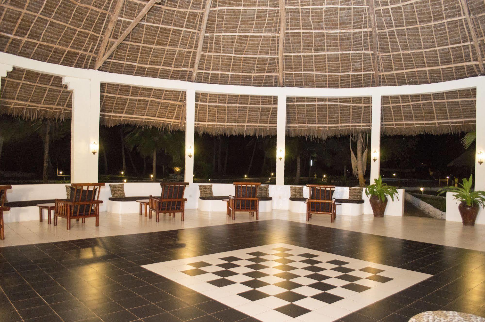 Maars Resort Zanzibar Exterior photo