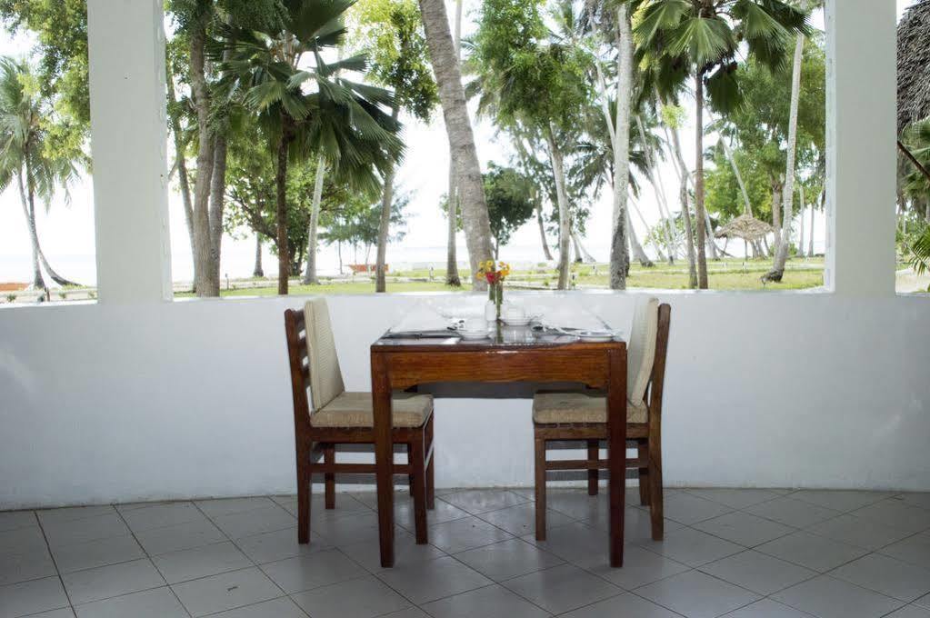 Maars Resort Zanzibar Exterior photo